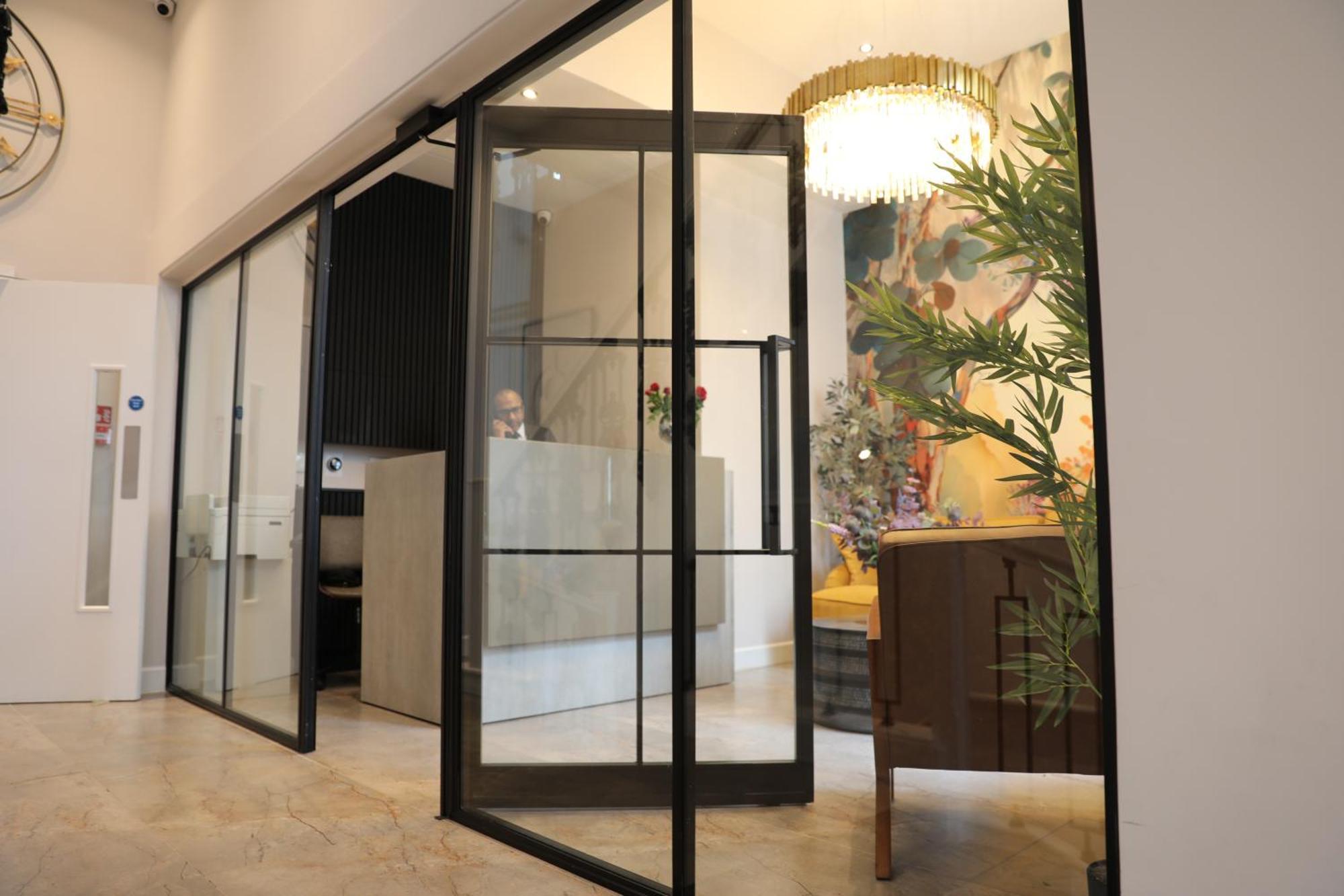 לונדון Reem Hotel מראה חיצוני תמונה